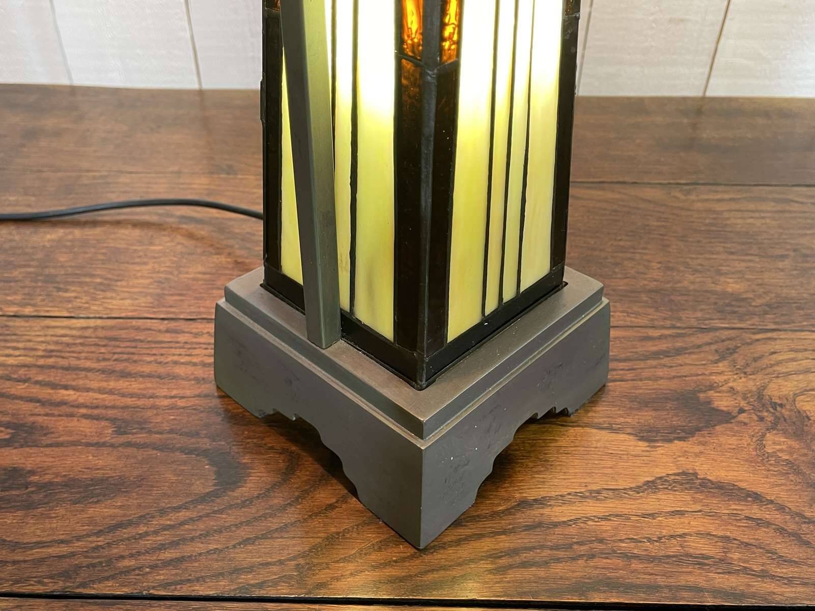 Modern Tiffany style lamp with Art Deco decor