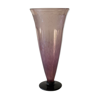 Vase cornet art deco The French glass