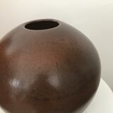 Two-tone sphere vase