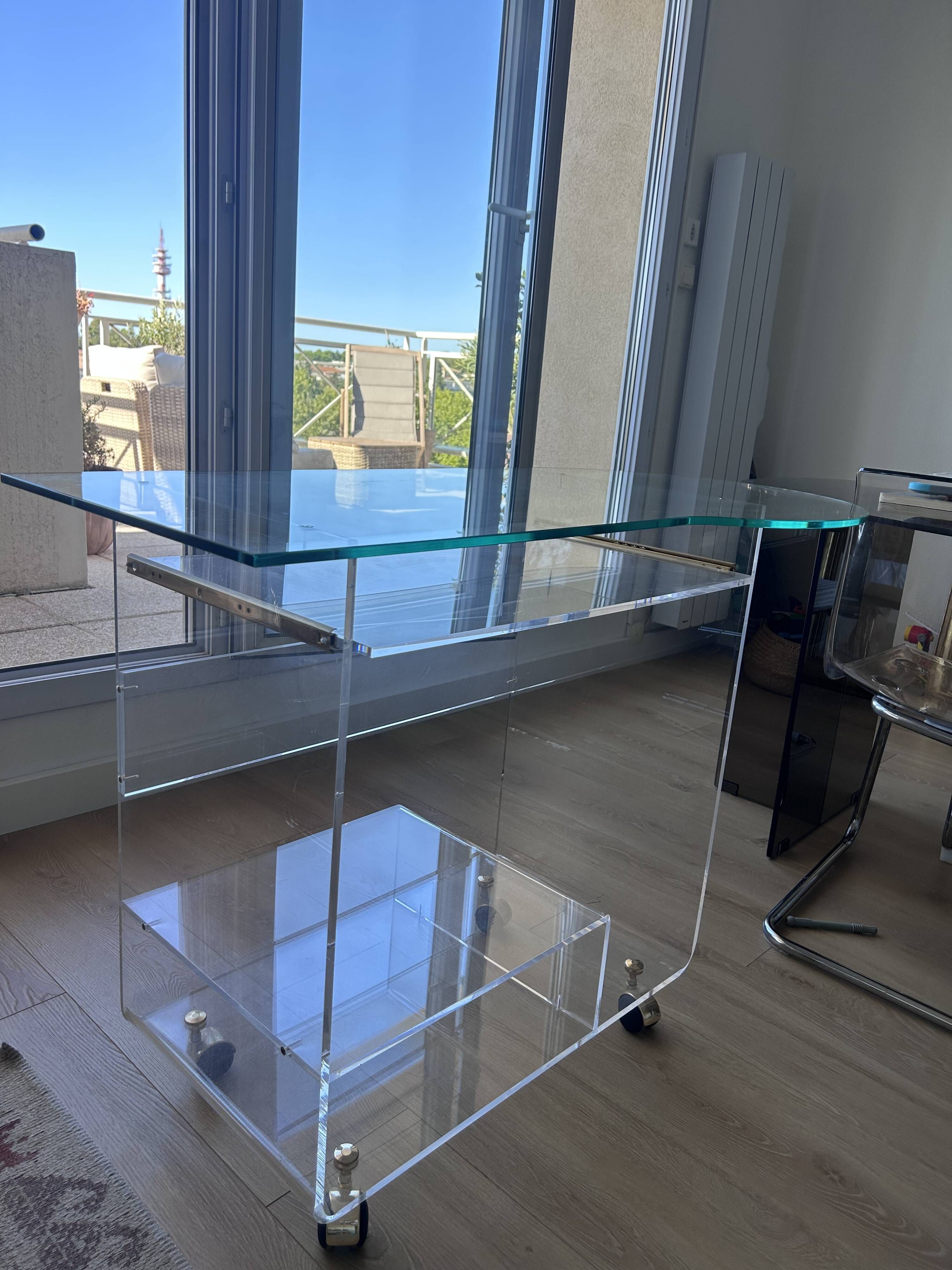 Bureau français vintage Plexiglas & verre – Space Age – circa 1970
