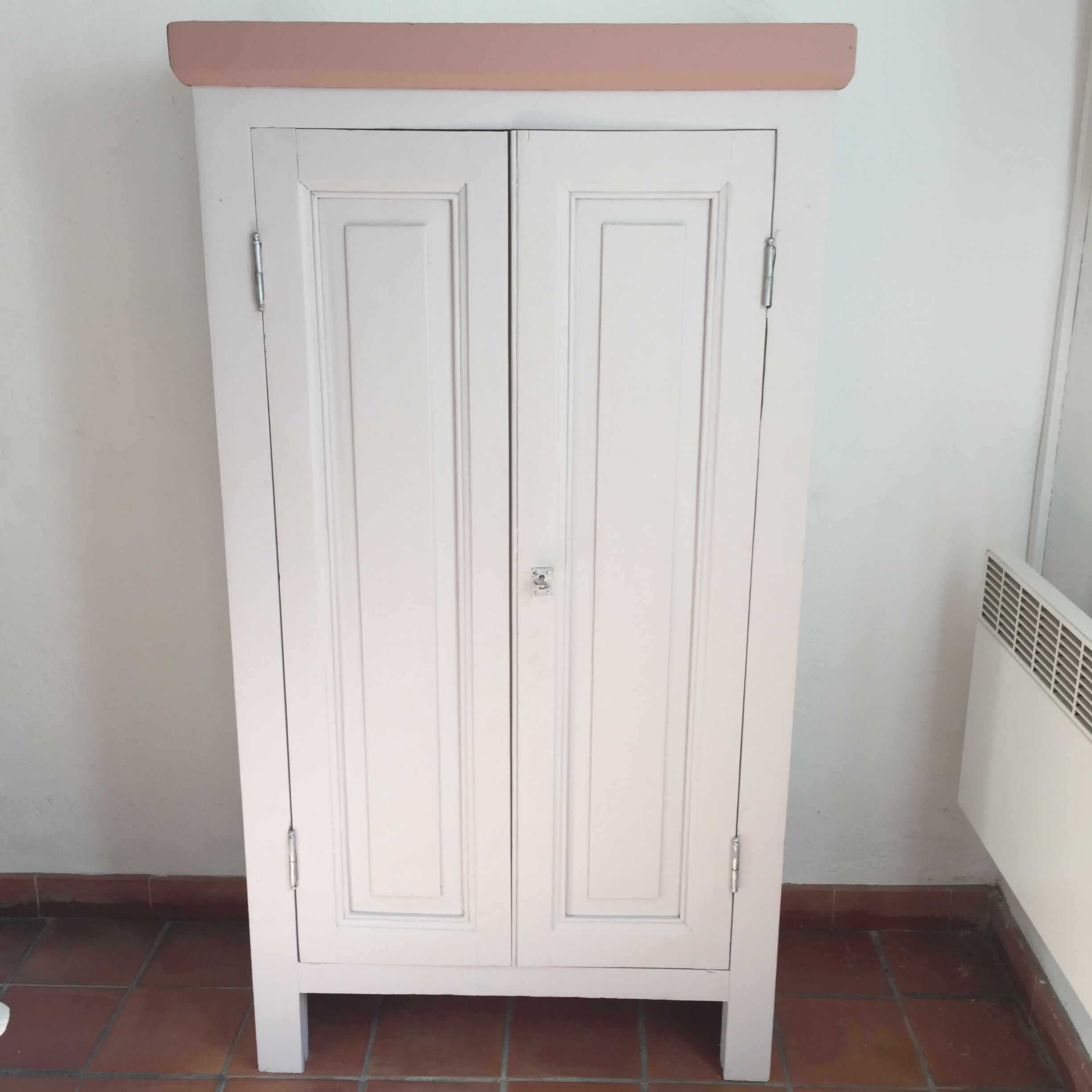 Wardrobe children's room