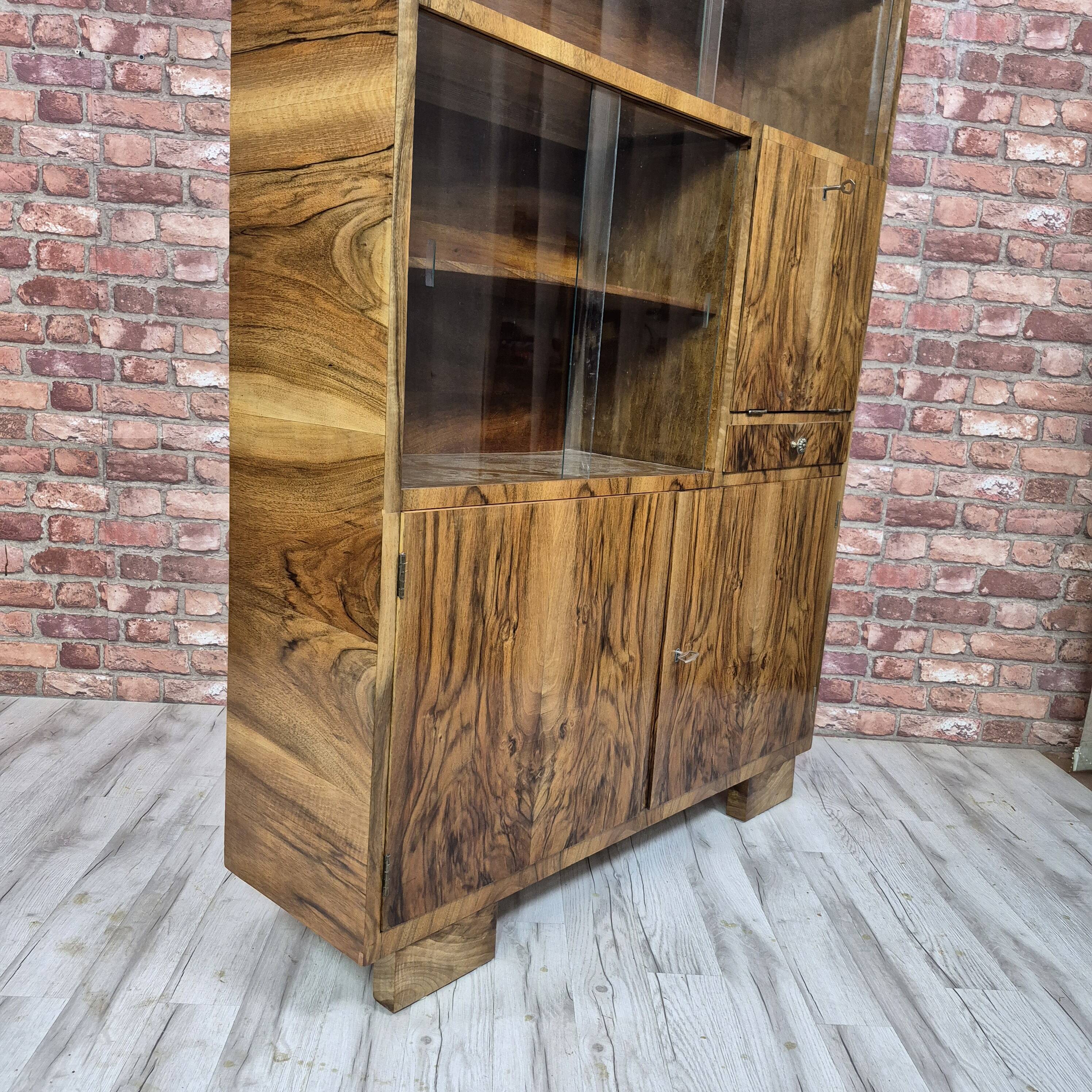 Walnut Bookcase / display cabinet, only 30 cm deep! After renovation