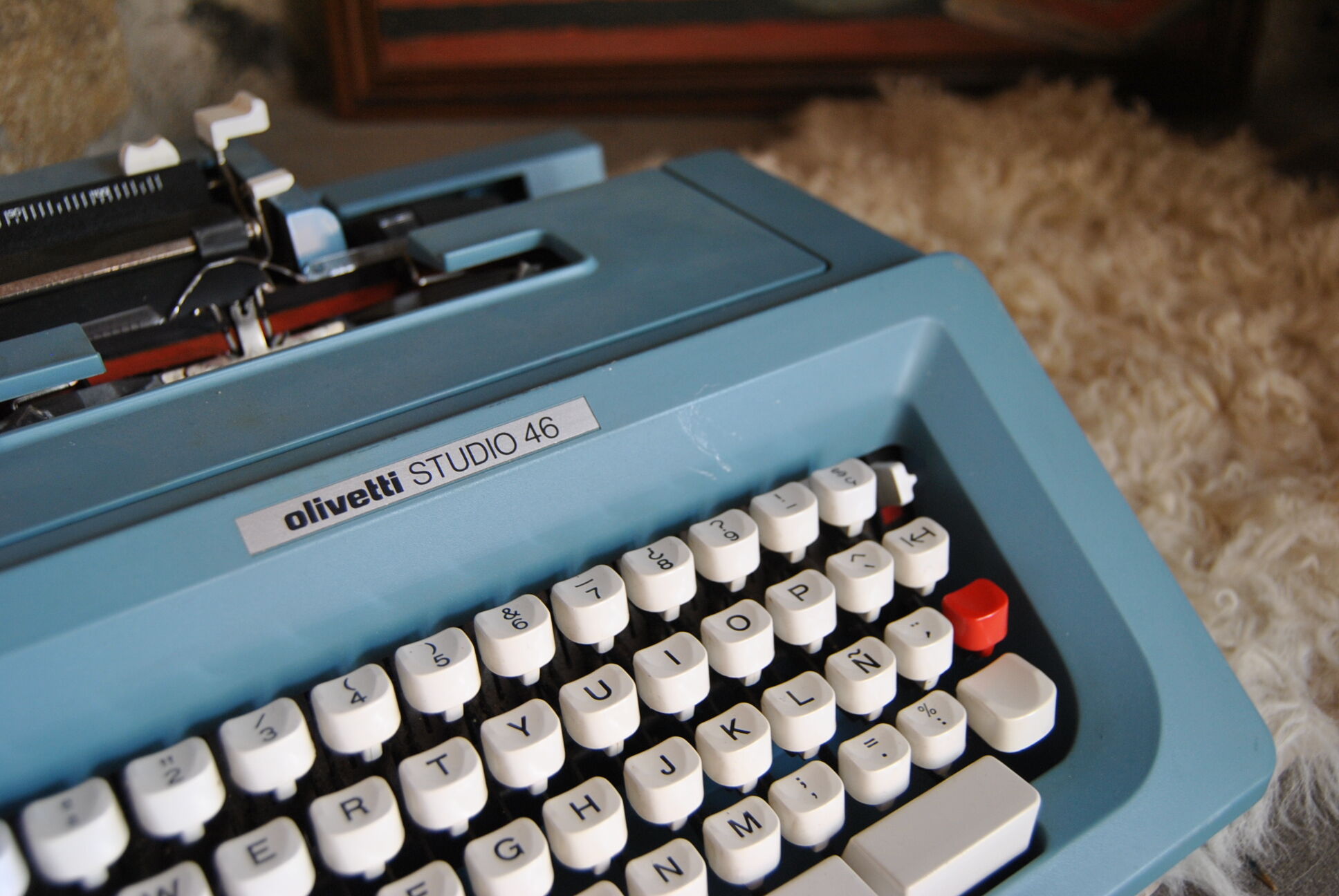 Blue typewriter Ollivetti Studiu 46 years 70