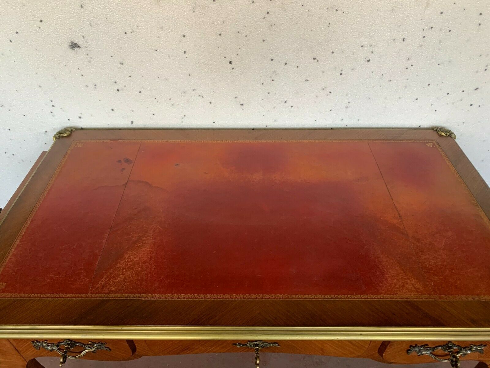 Louis XV-style ceremonial office 20th century red leather top
