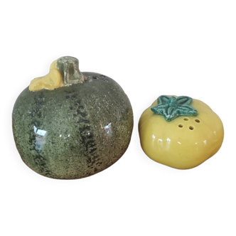 Barbotine salt and pepper shaker set