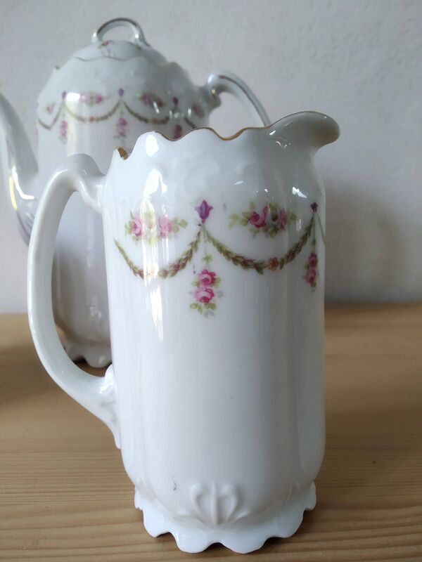 Service à café en Porcelaine de Limoges vers 1900