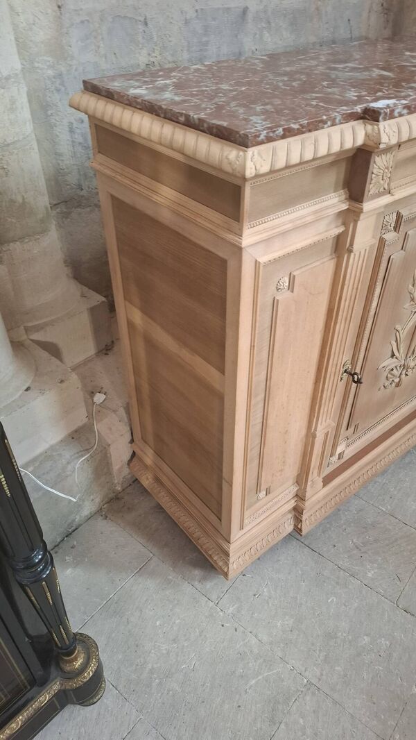 Buffet de style Louis XVI