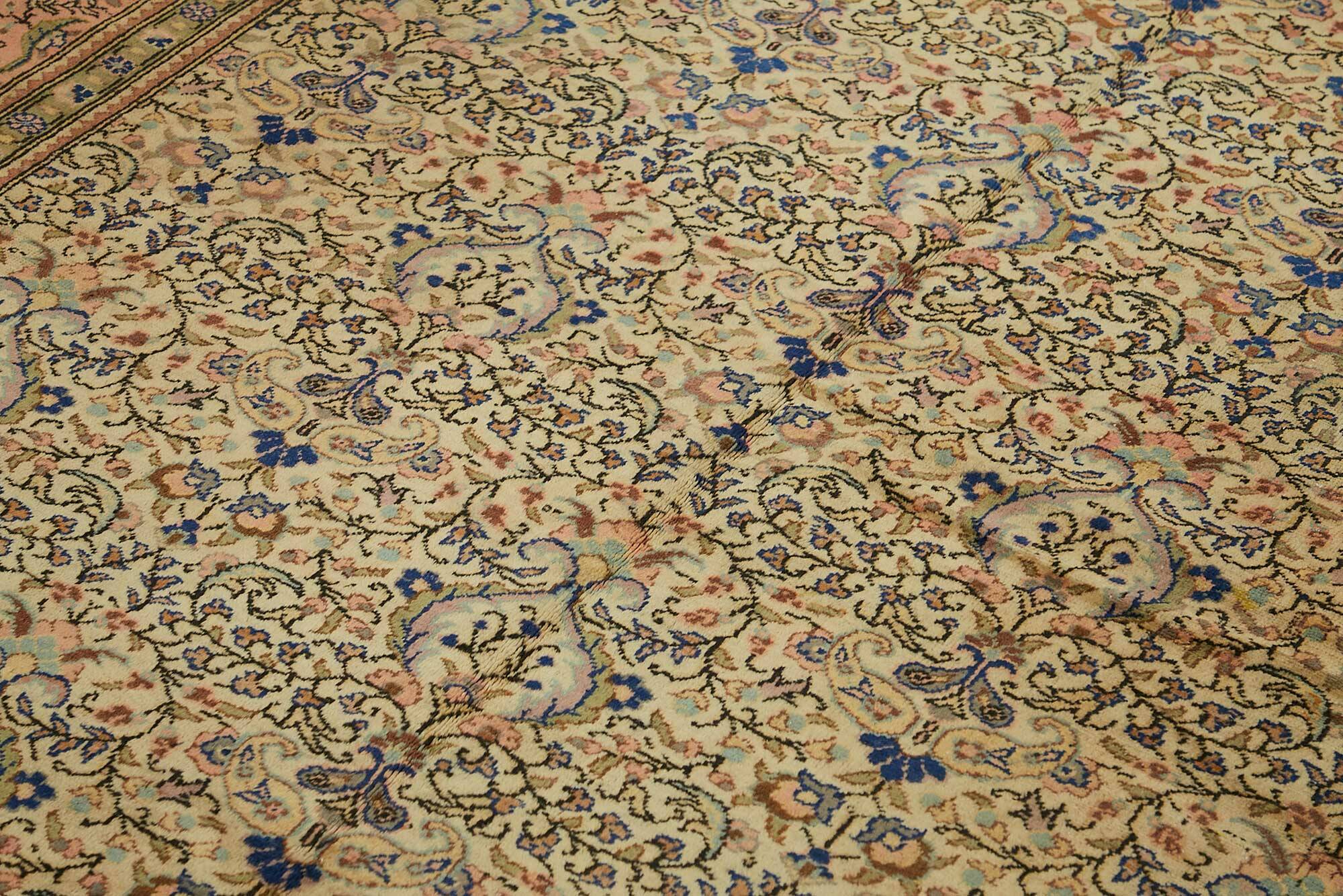 Turkish Wool Vintage Kayseri Rug 197 cm x 290 cm
