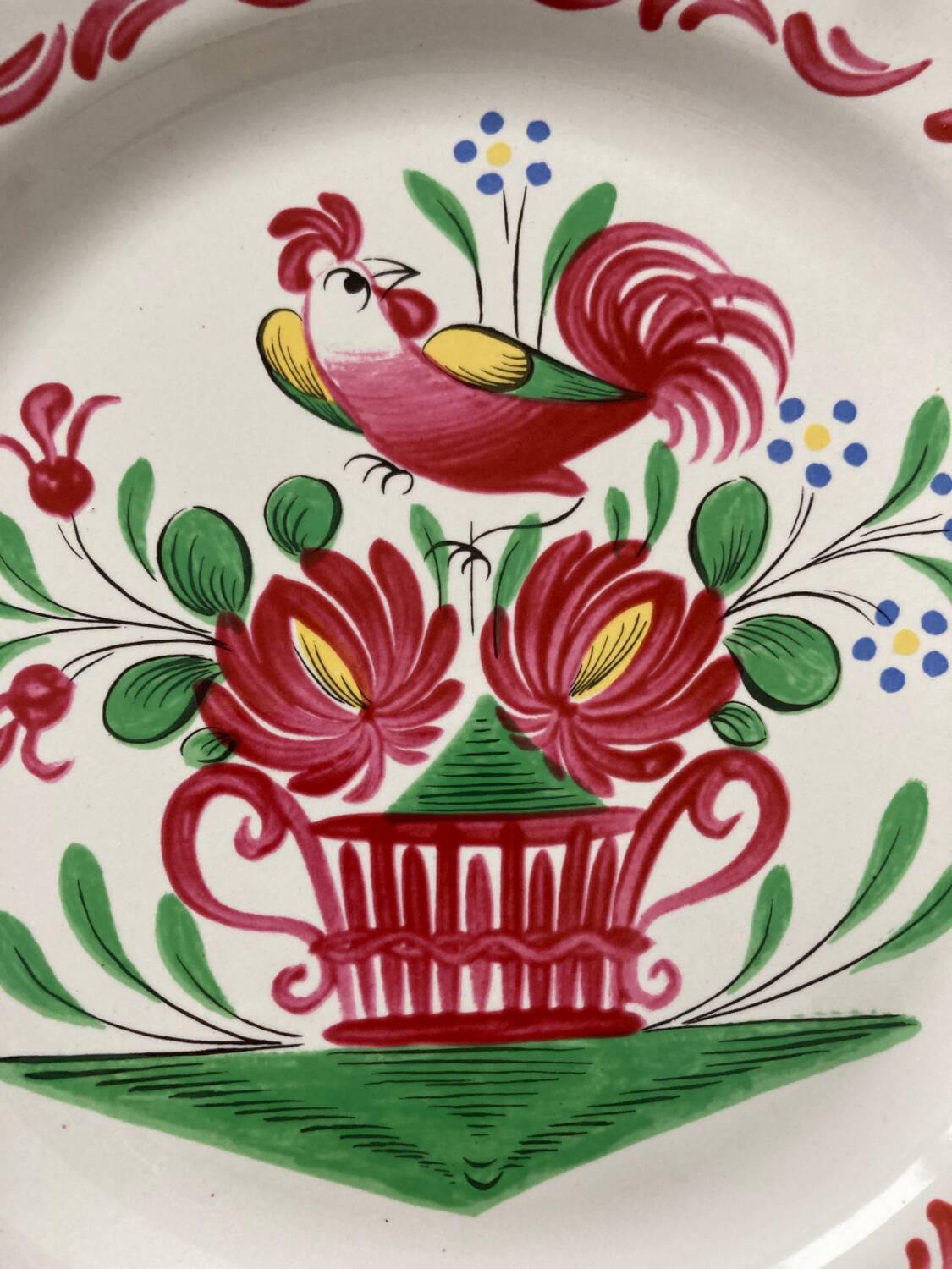 Rooster plate and St Clément basket
