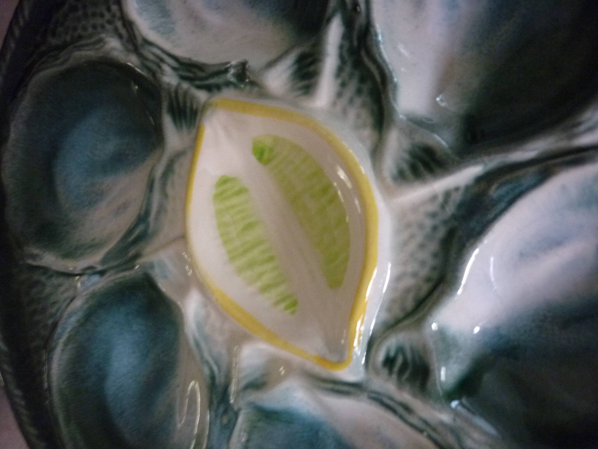 6 Saint Clément oyster plates 4589