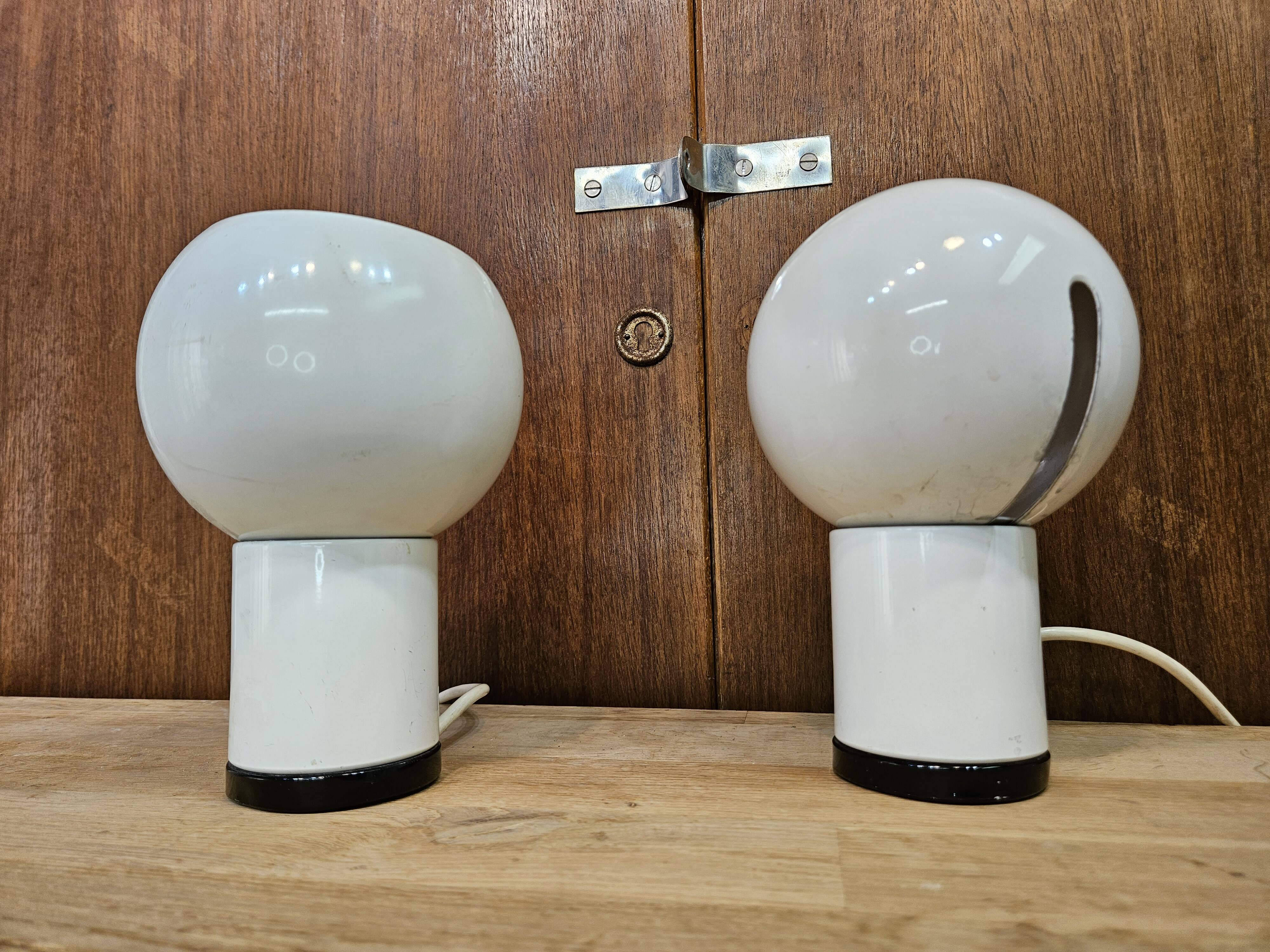 Pair of Italian design bedside lamps 1970 Valenti