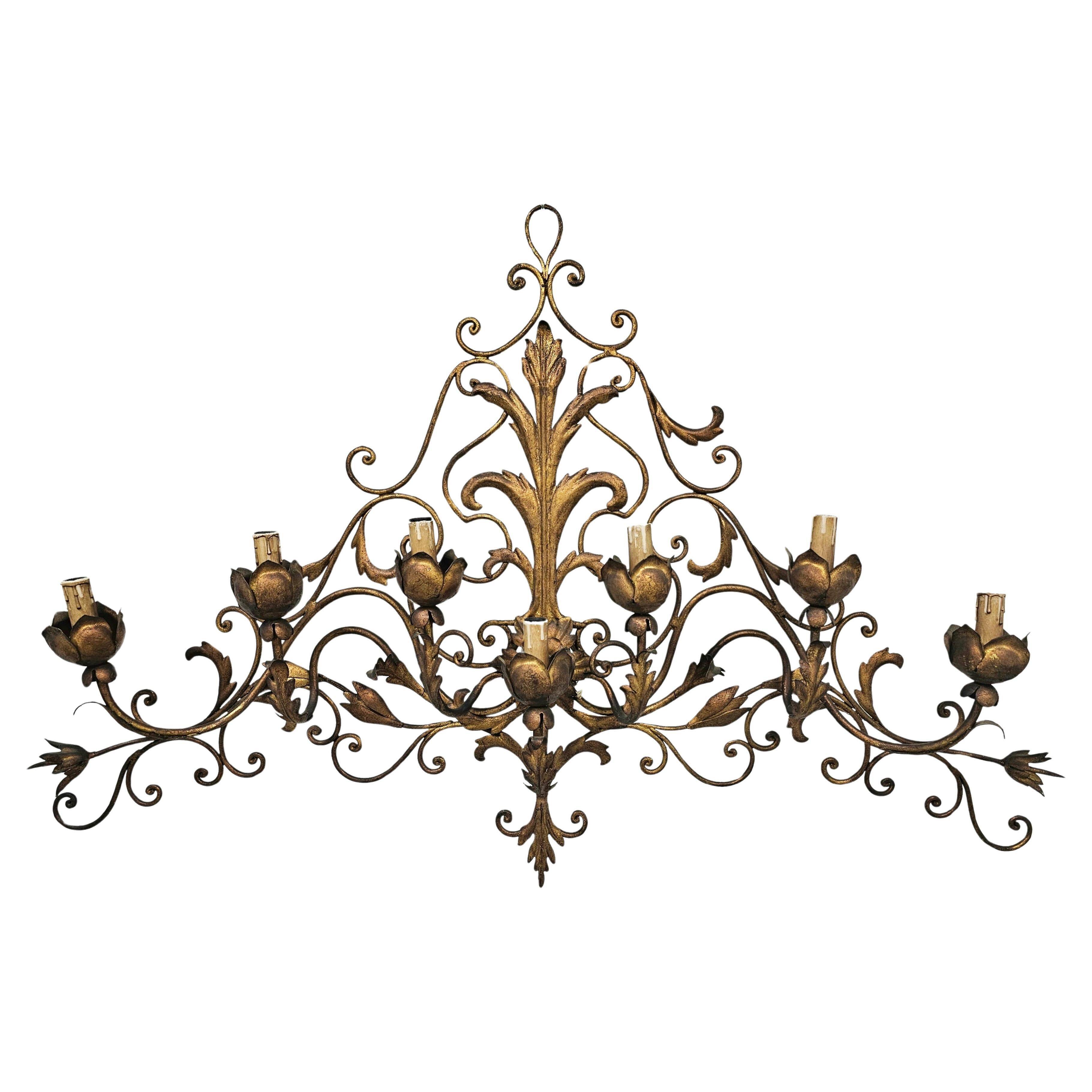 Extra-large wall light with 7 arms, gold metal, acanthus leaf pattern, Palladio.