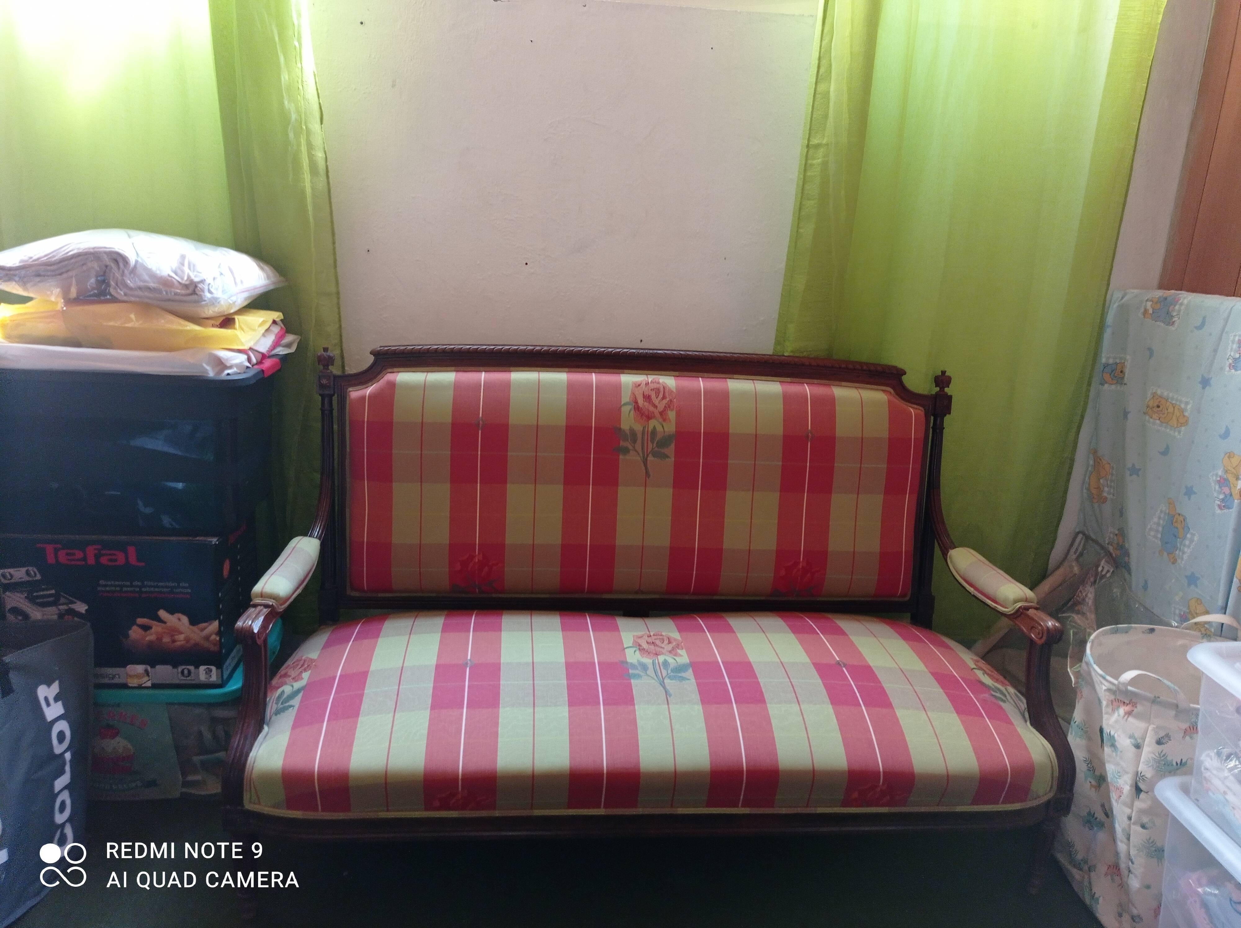 Louis XVI style banquette