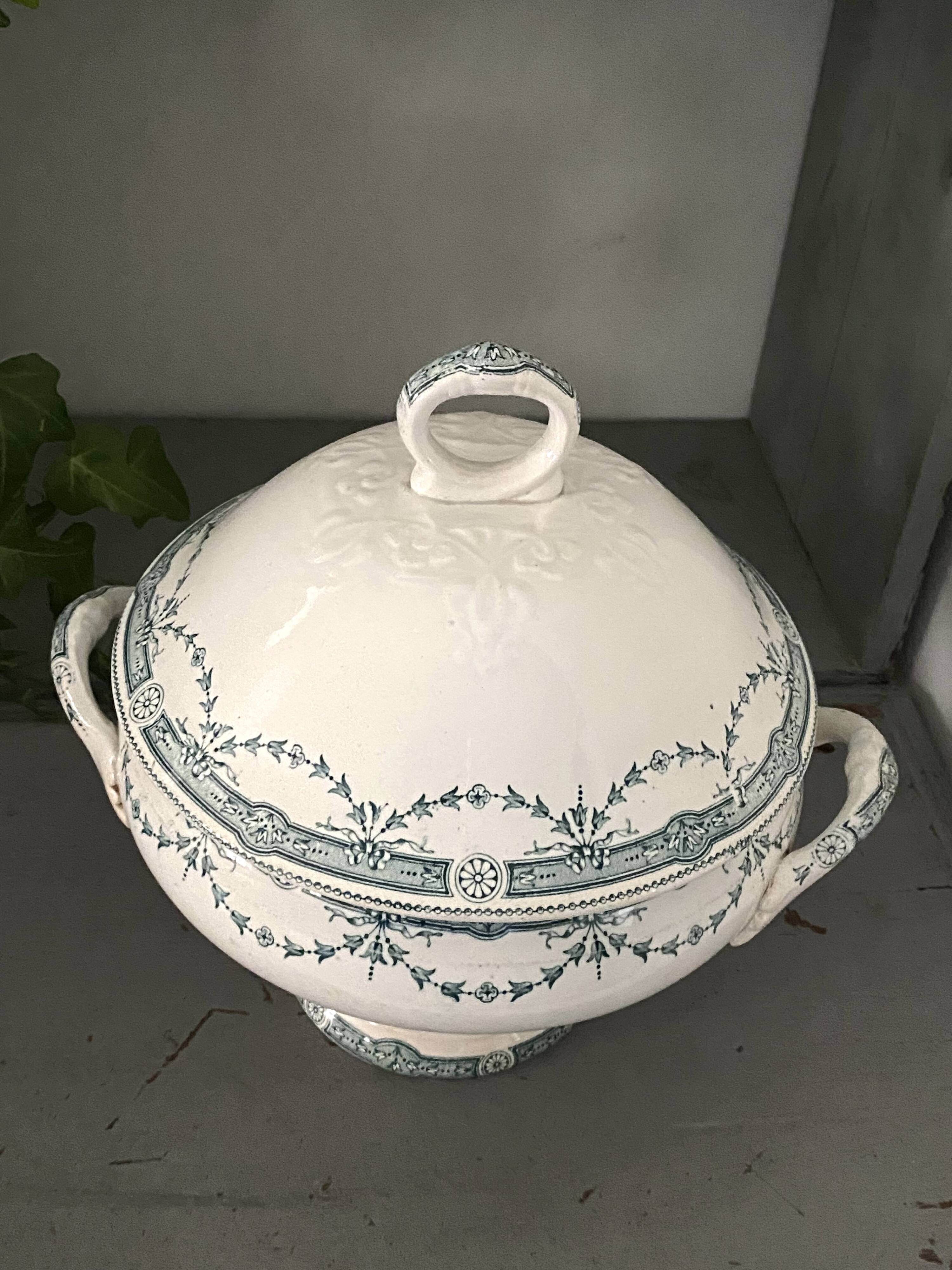 Moulin des Loups Soup Tureen