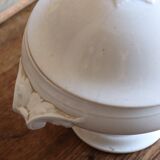 Antique white soup tureen in ironstone – Sarreguemines