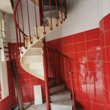 Escalier en colimaçon ancien 1900