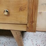 Chest of drawers compass feet