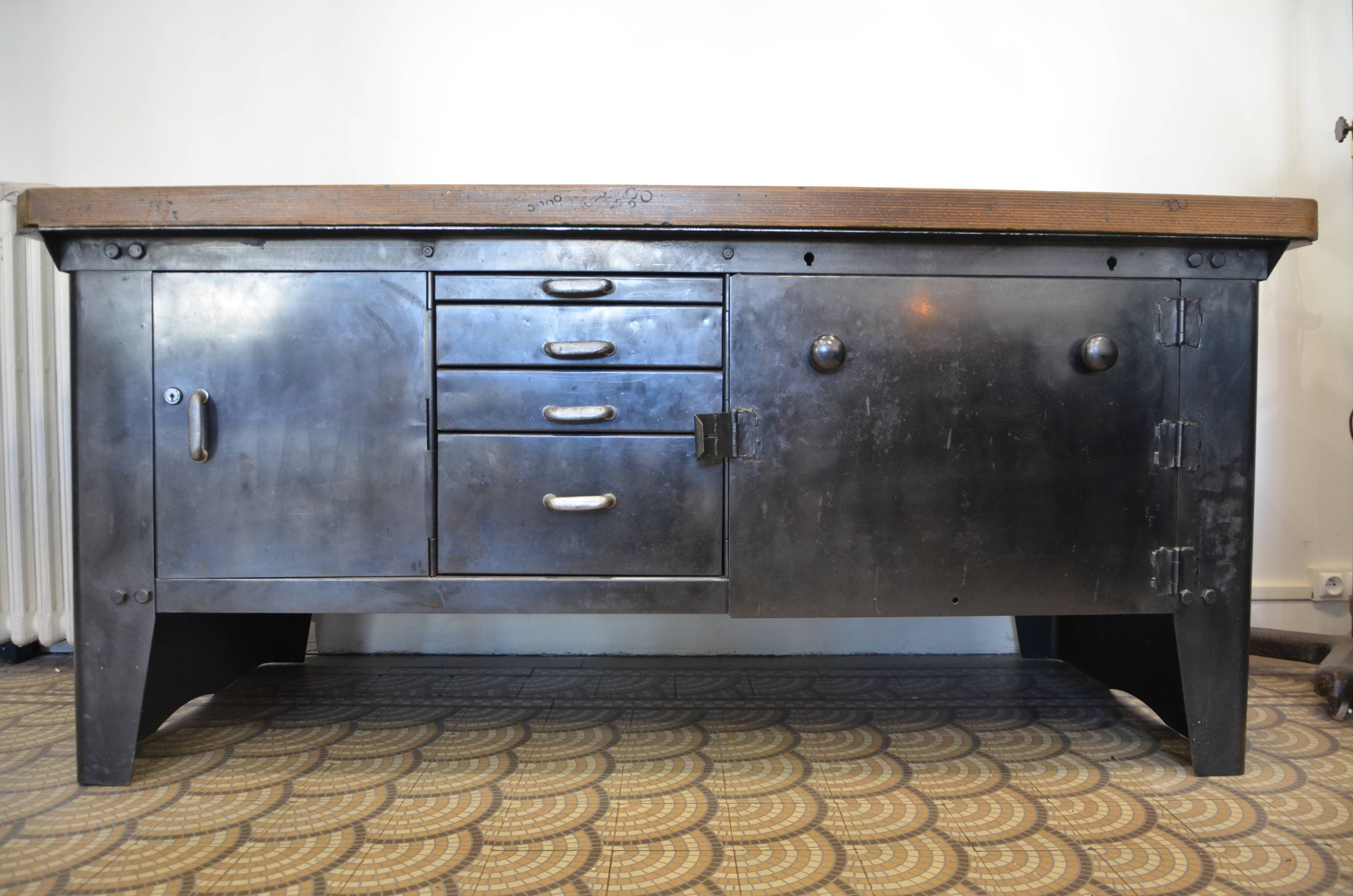 Biguet furniture