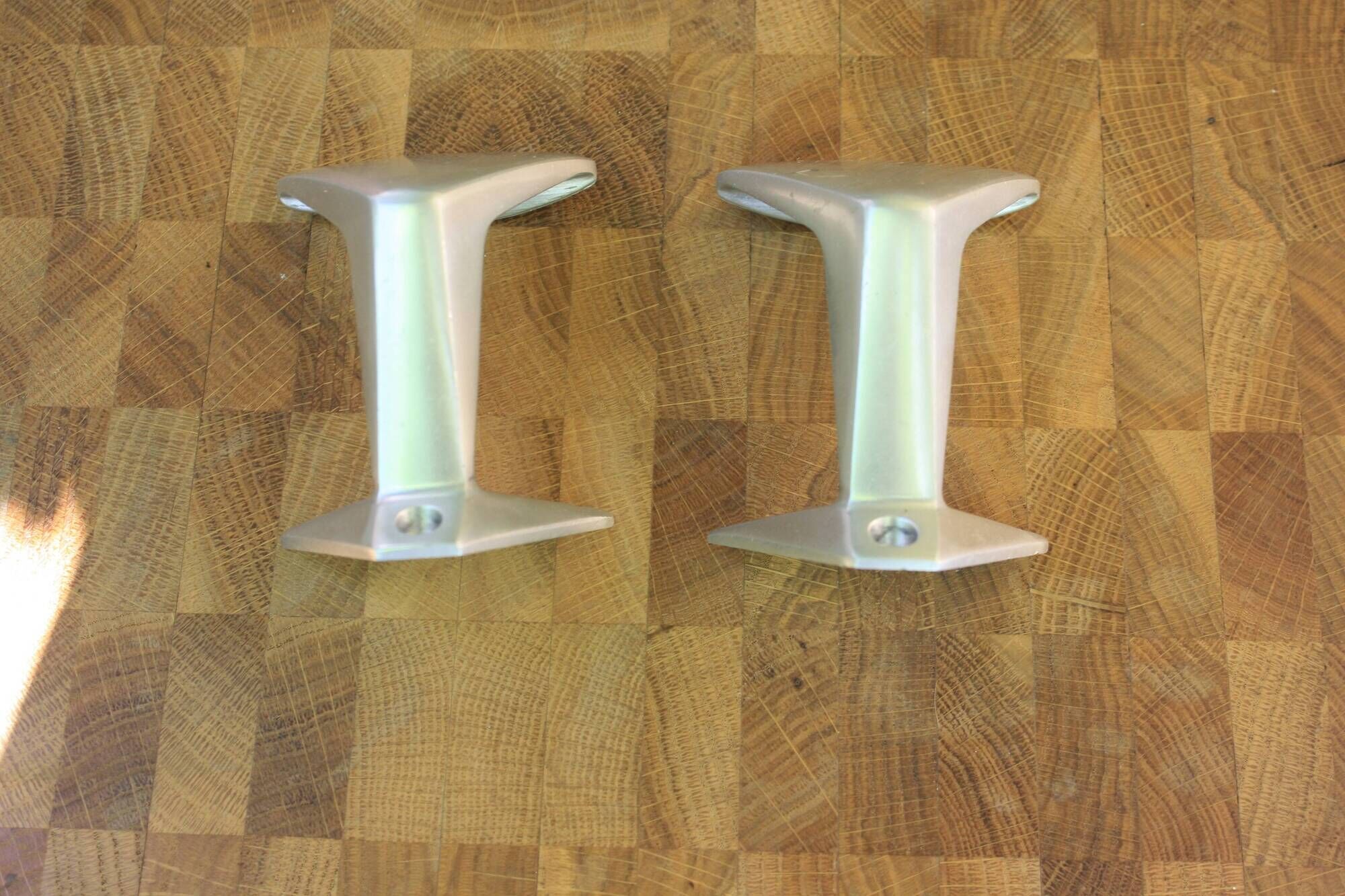 set of 2 vintage coat hooks in Art Deco design made of aluminium