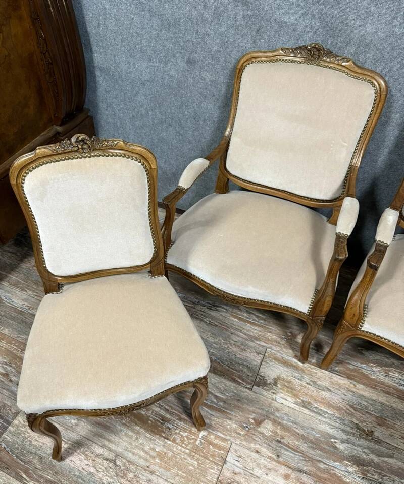 Set of Louis XV style seats in molded and carved wood circa 1900