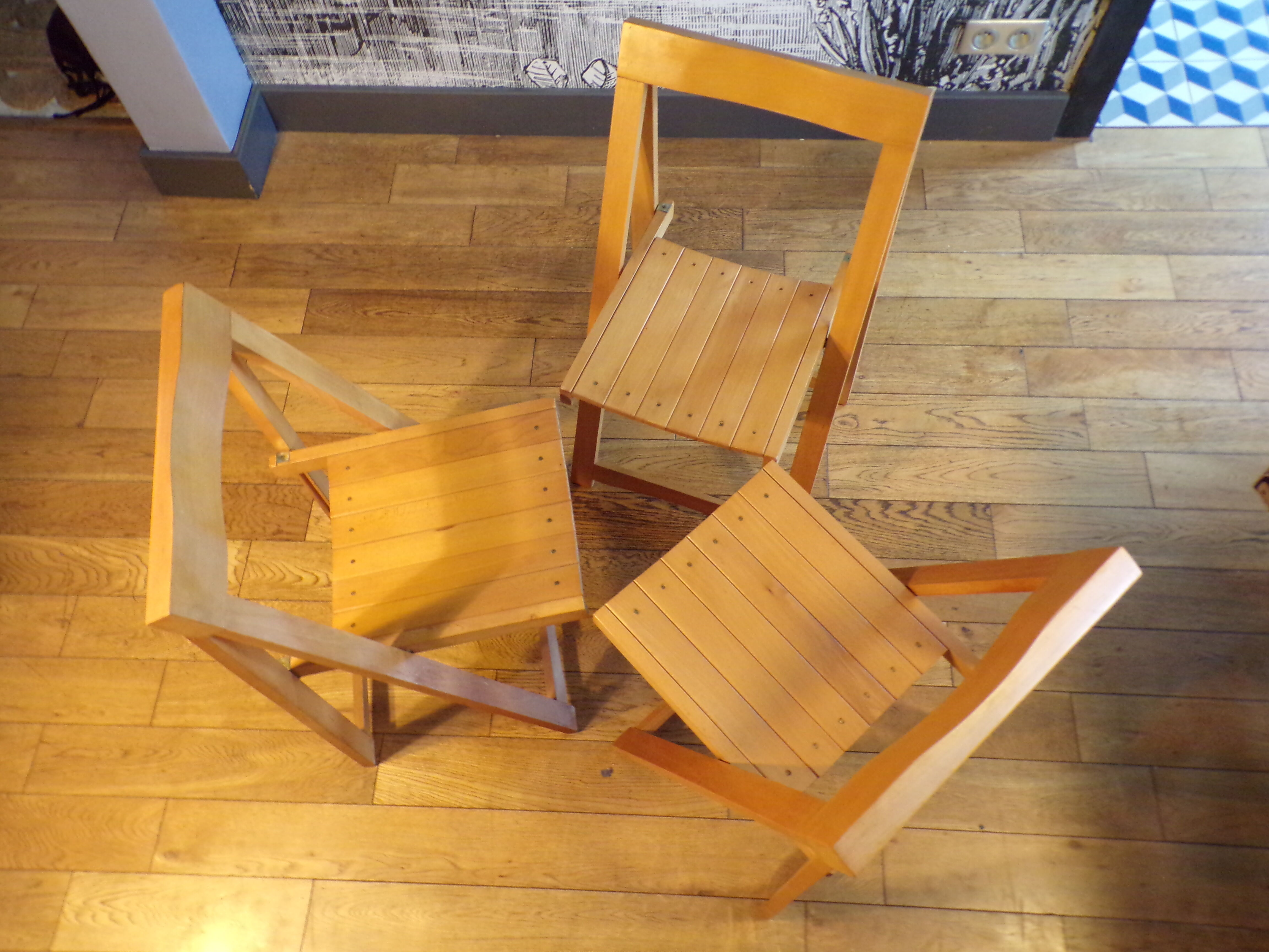 3 chaises pliantes italiennes vintage