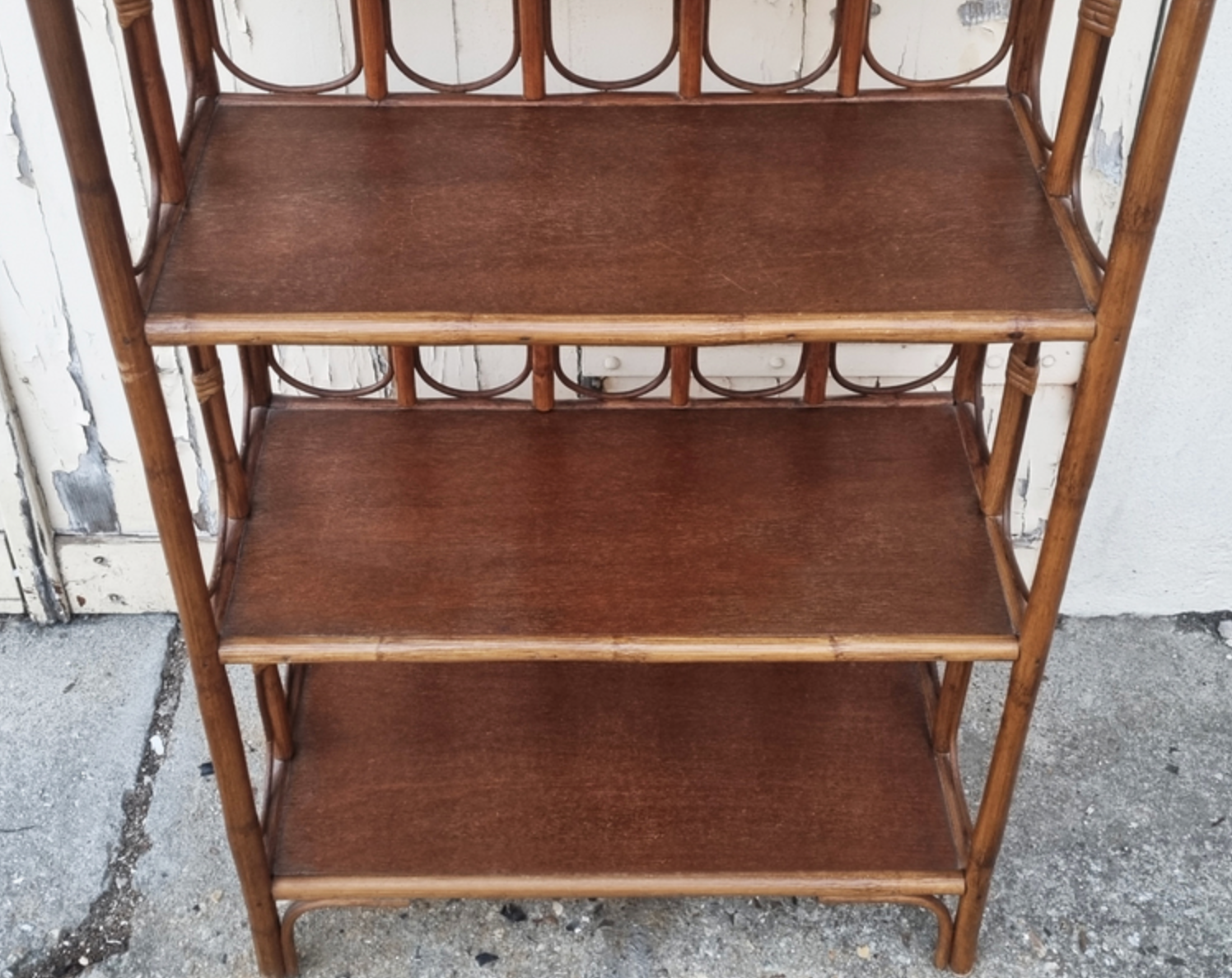 Bibliothèque étagères en bambou et rotin Maugrion pour Roche Bobois, années 80