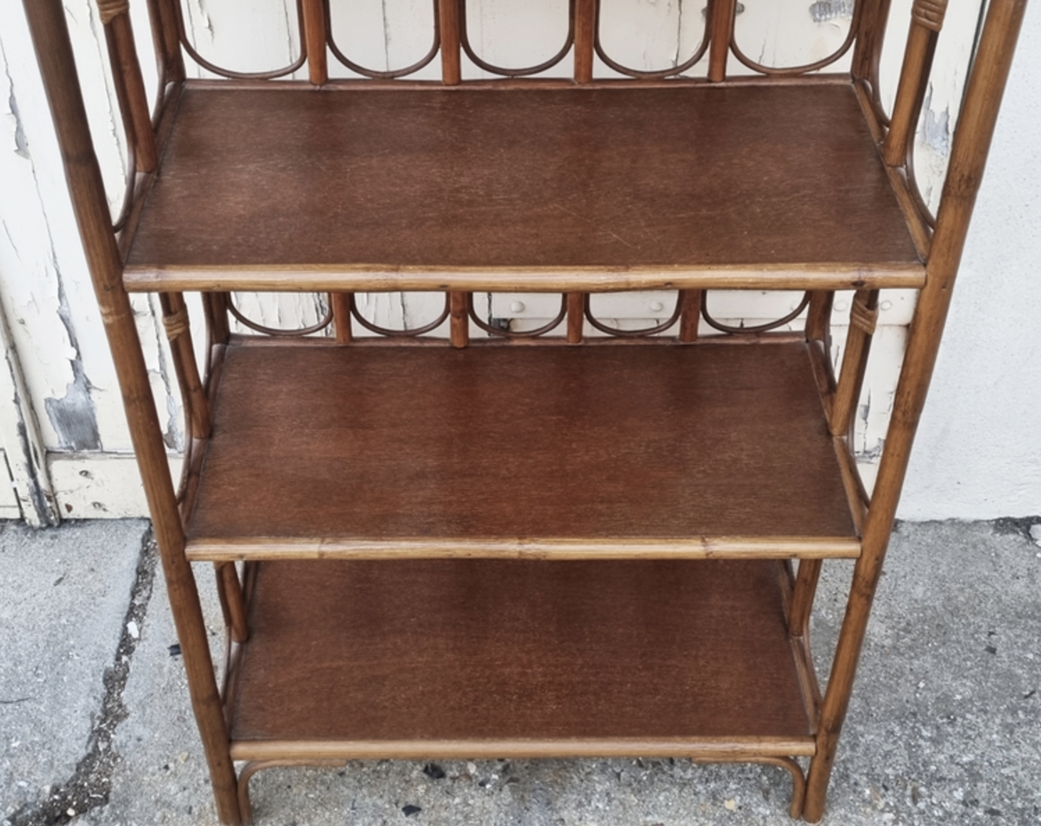 Bookcase bamboo and rattan shelves, Maugrion for Roche Bobois, 80s