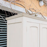 Armoire parisienne