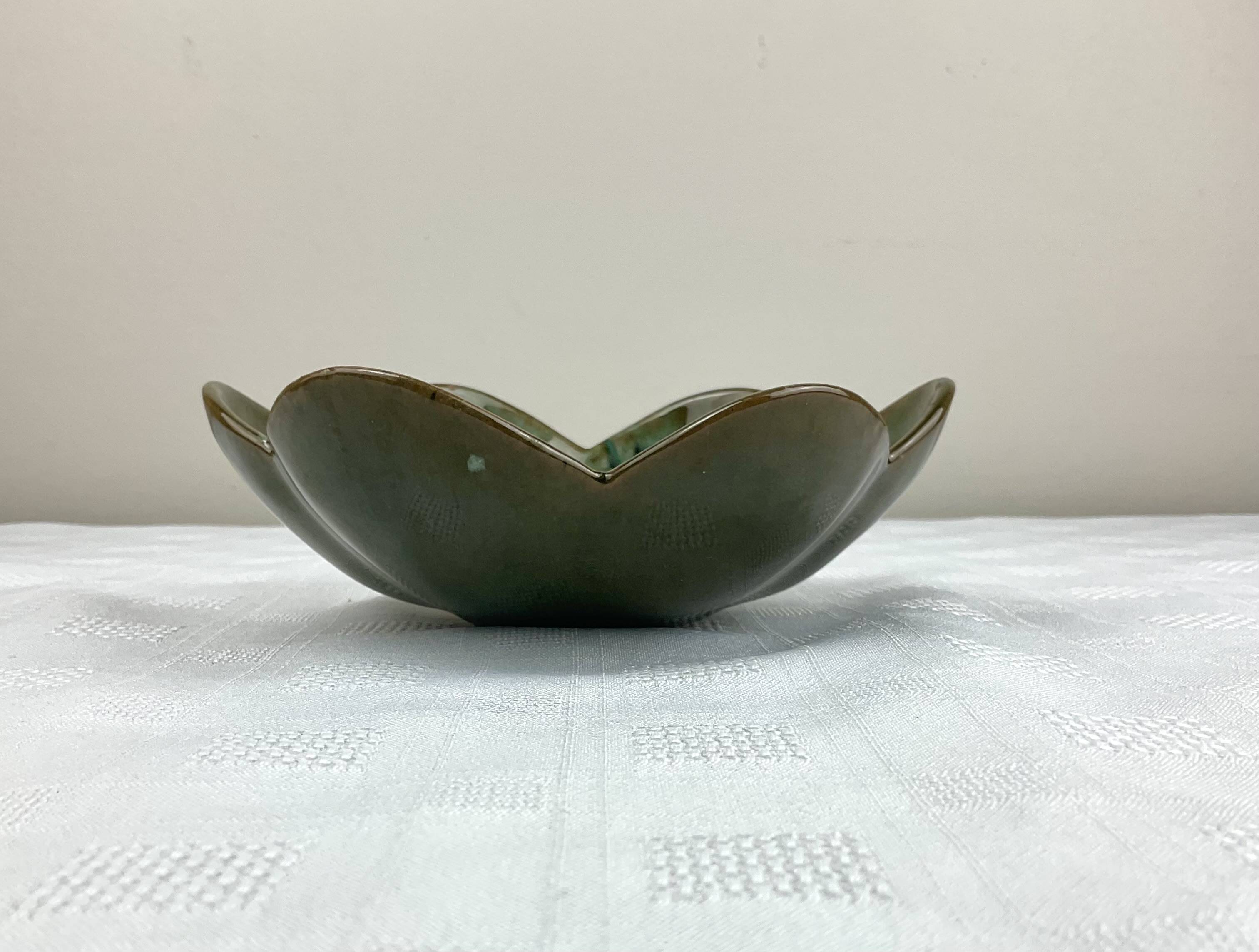 Small vintage flower-shaped bowl - Thüringer