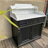 Bathroom furniture from around 1900