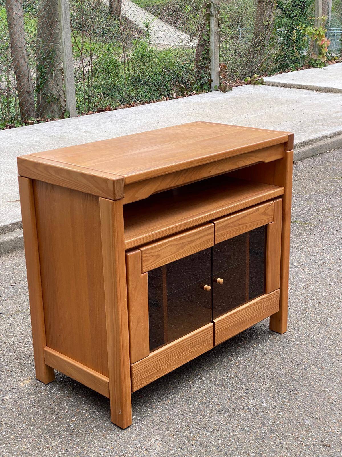 Glass-fronted Scandinavian oak sideboard from the 1980s.