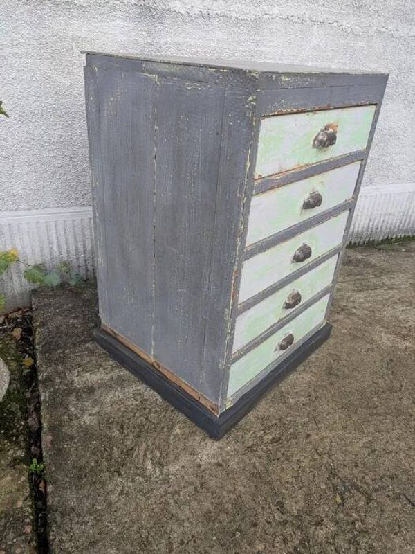 Meuble de métier, commode
