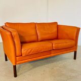 Canapé vintage rétro danois Mogens Hansen pour 2 personnes en cuir cognac