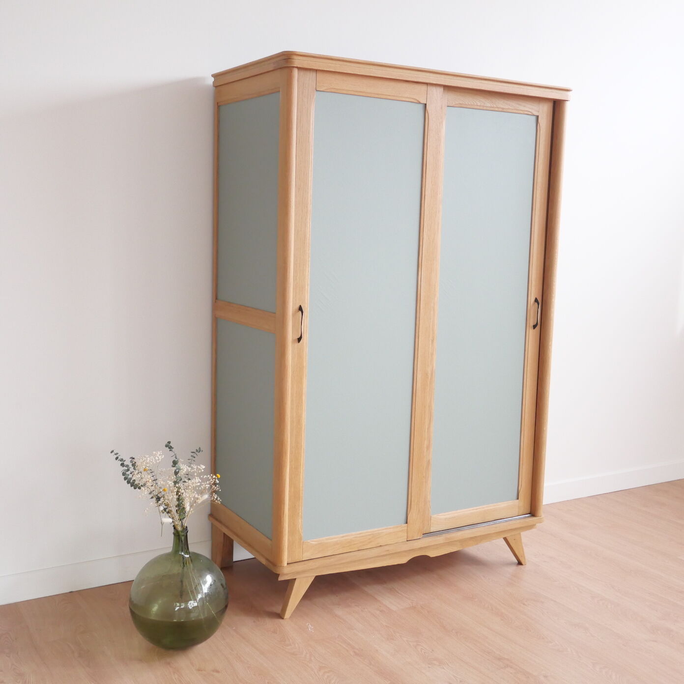 Vintage cabinet sliding doors
