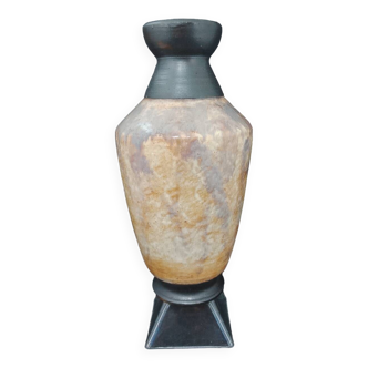 Large Bouffioulx sandstone vase signed Losson, hand turned 1960