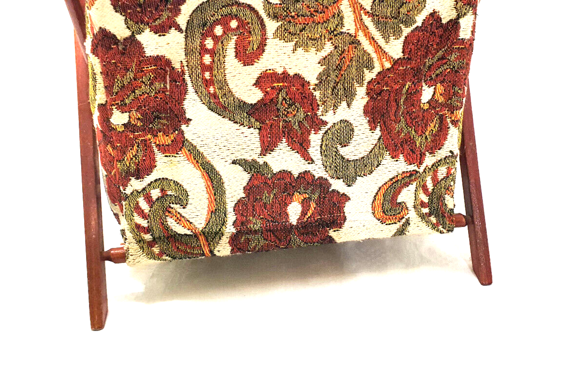 Old door review old thick fabrics and wood floral decoration