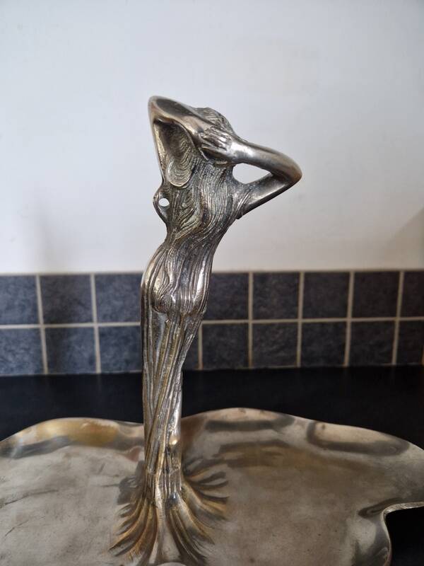 Display stand, cup, pocket tray in silver-plated bronze - Art Nouveau period