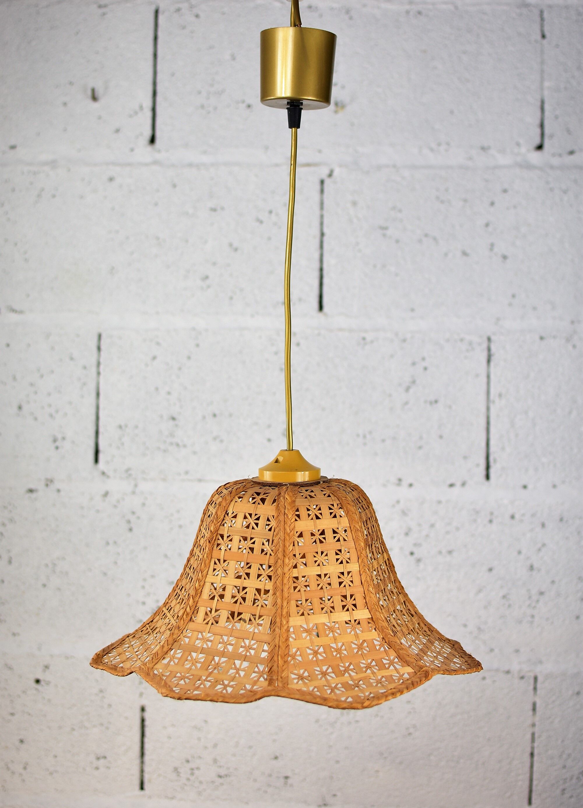 Vintage rattan pendant lamp