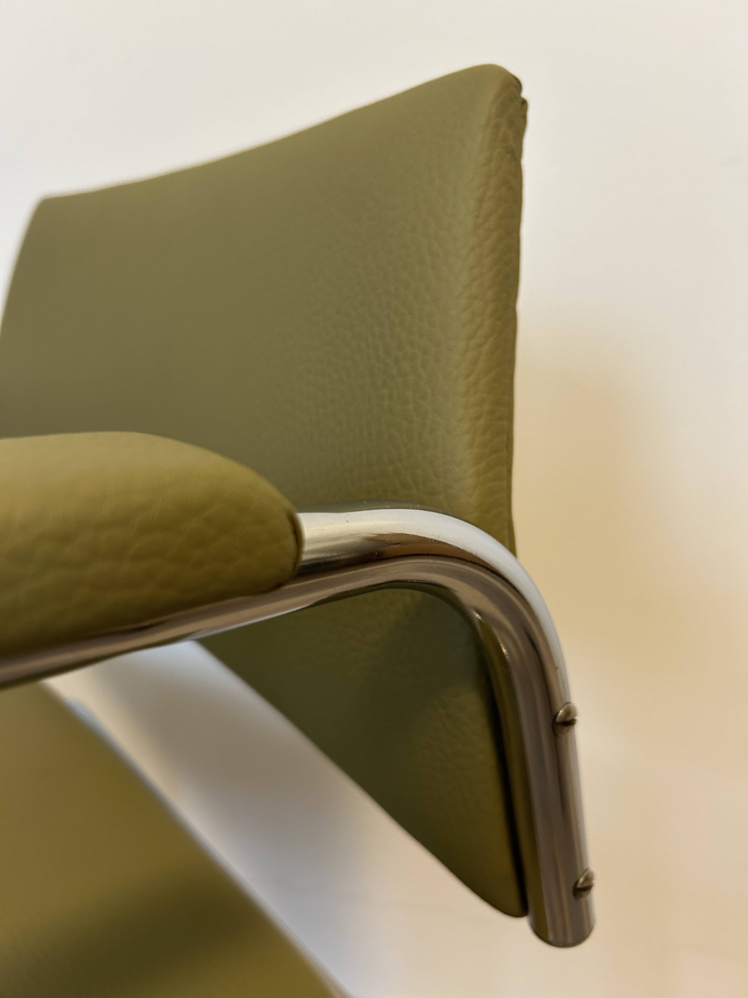Fully restored Kovona Olive Office Chair K-314 from Czechoslovakia 1970’s