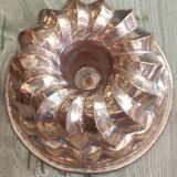 Ancien moule à gâteau en cuivre