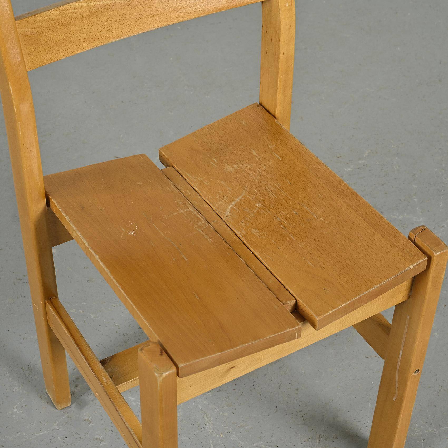 Maison Regain chair for Les Arcs, circa 1970