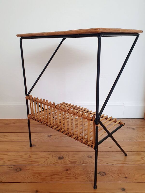 Table d'appoint ou chevet en rotin et métal