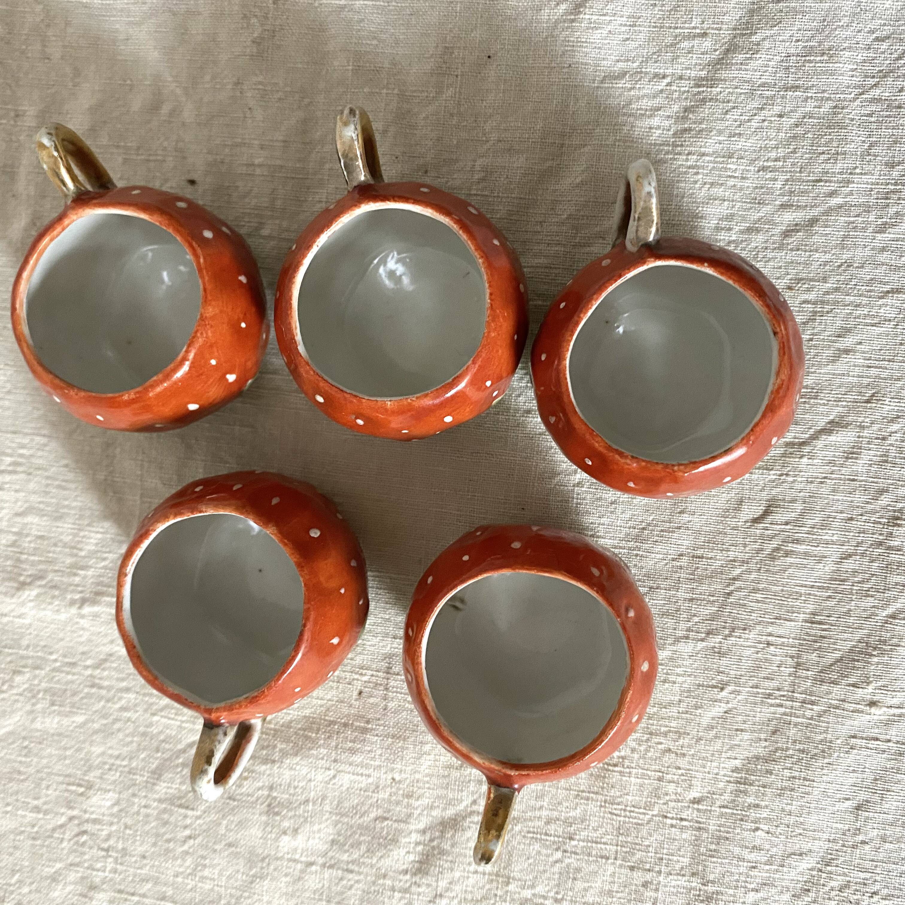 Strawberry liqueur slushie cups