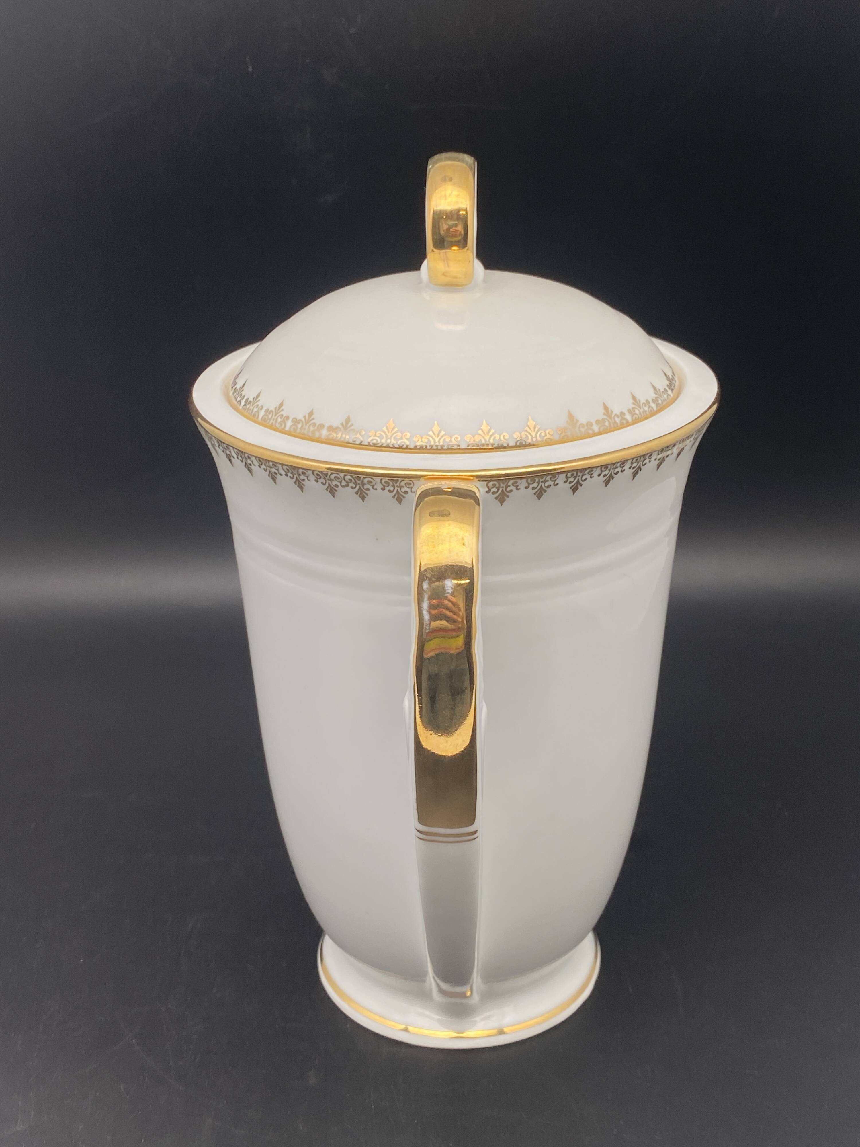White and gilded Limoges porcelain tea/coffee service – MPM0724SV1
