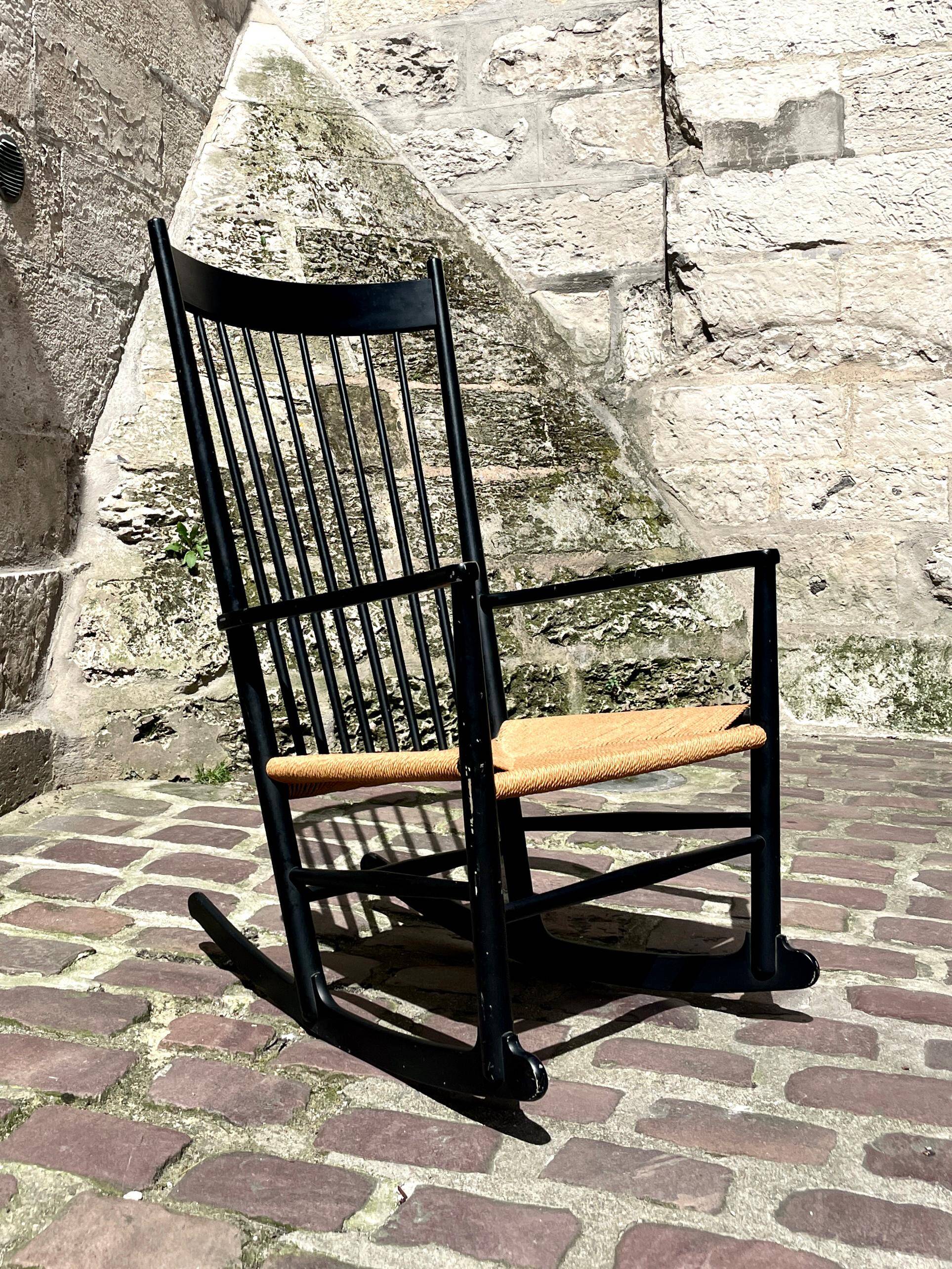 Rocking chair by Hans J. Wegner for FDB Møbler in 1960.