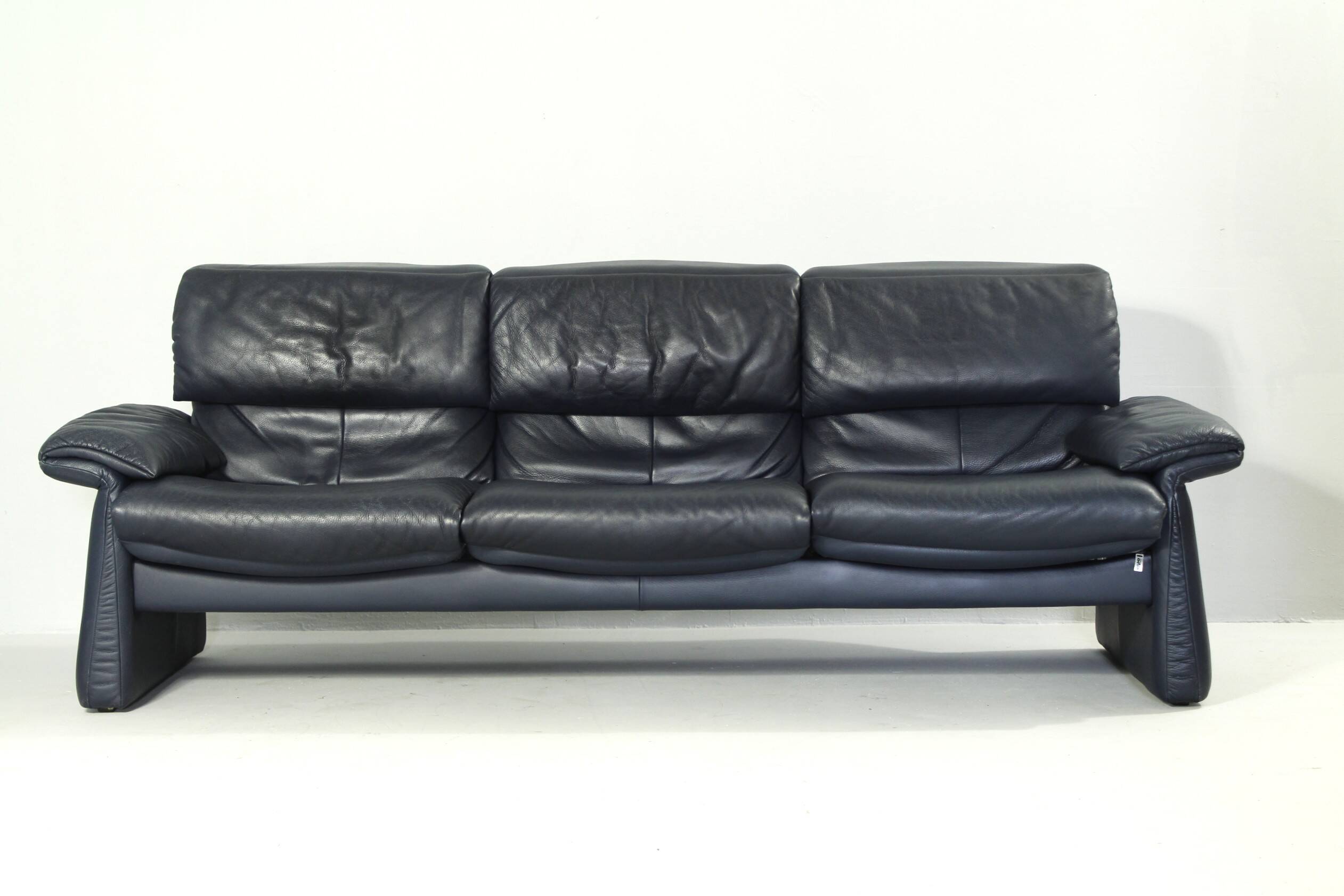 3-seater Leather Sofa Lugano by Erpo Int., Design 1985