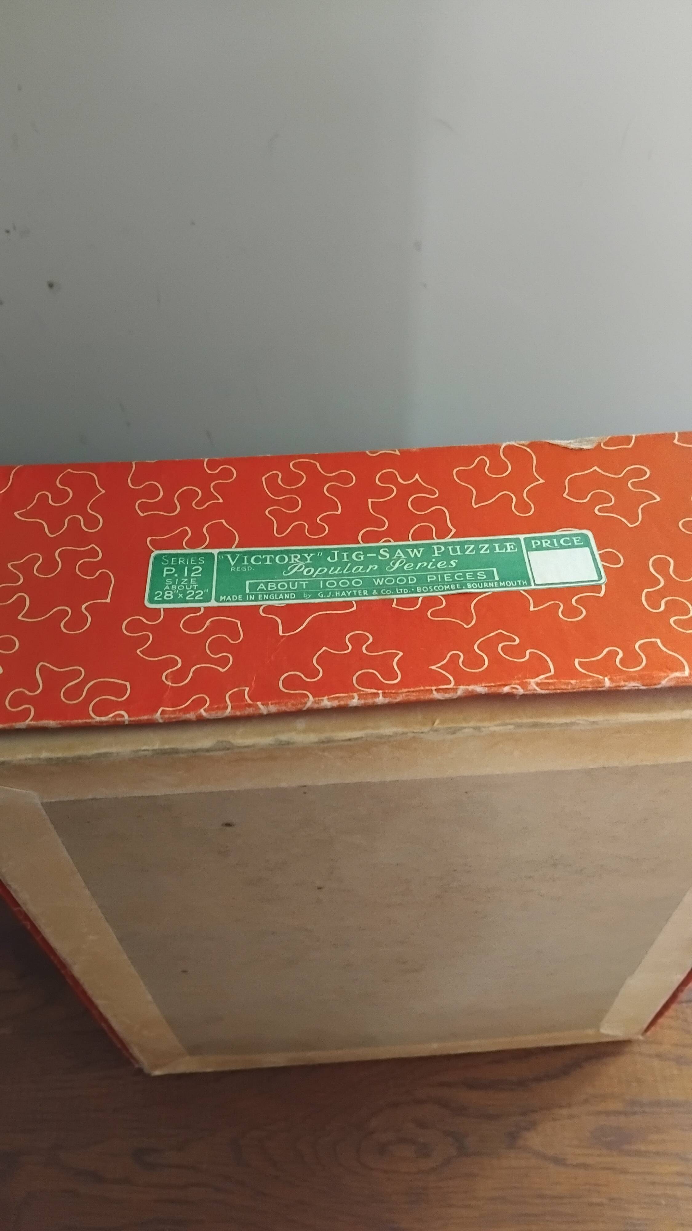 Wooden puzzle 1000 pieces victory 1950s