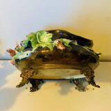 Cache pot, Napoleon III jardinière from the 19th century in barbotine and bronze.