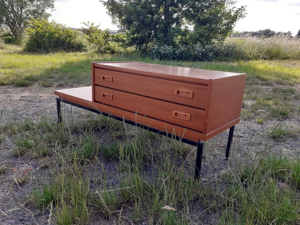 Vintage dressing table