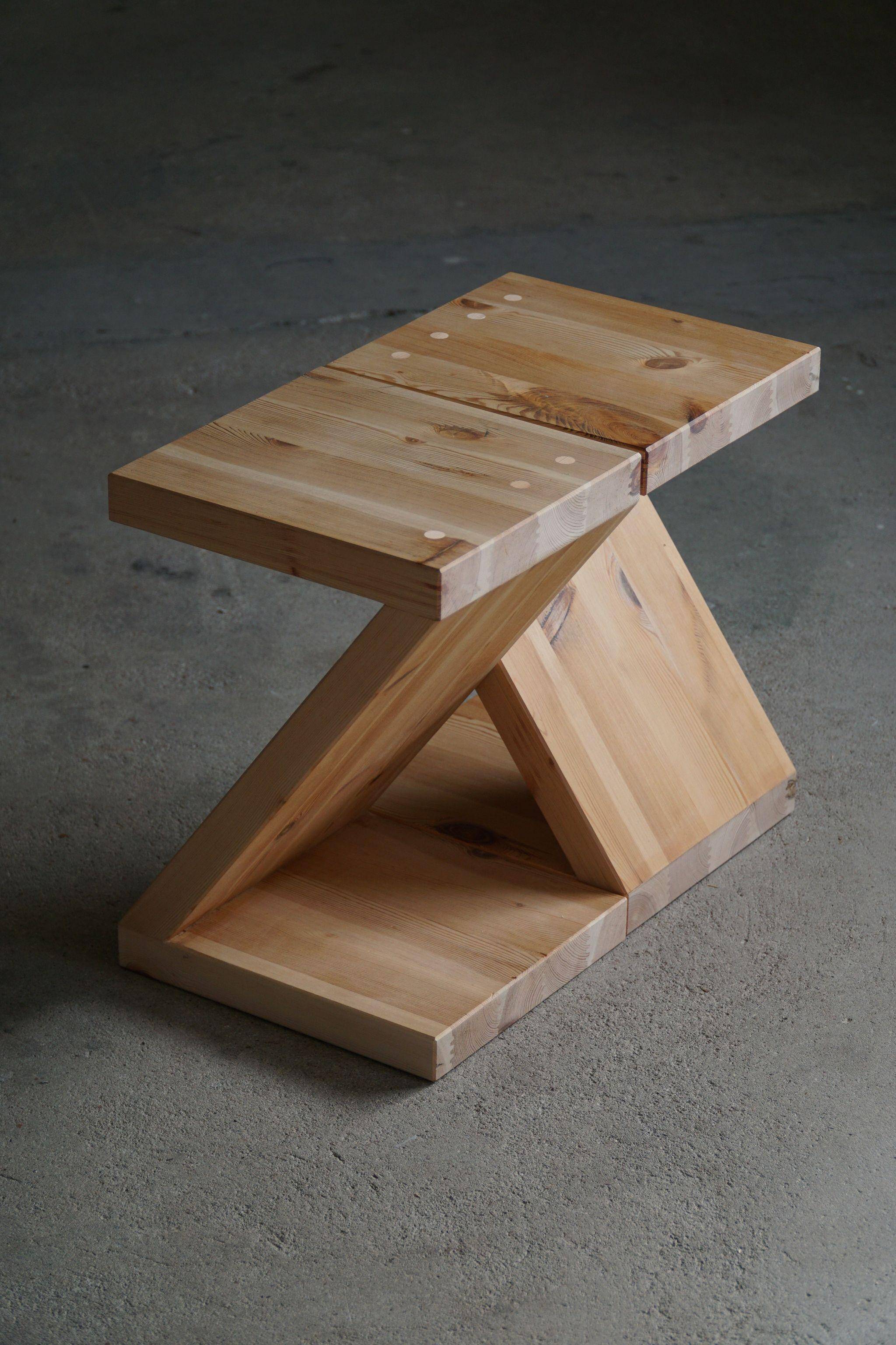 Eliaselias stool/table in recycled solid pine, Danish design 2022.